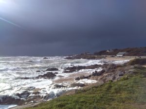 La grande côte à Batz-sur-Mer par temps de grand vent