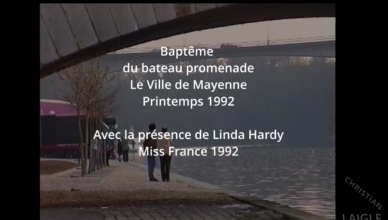 image titre de la vidéo du baptême du bateau promenade Le Ville de Mayenne